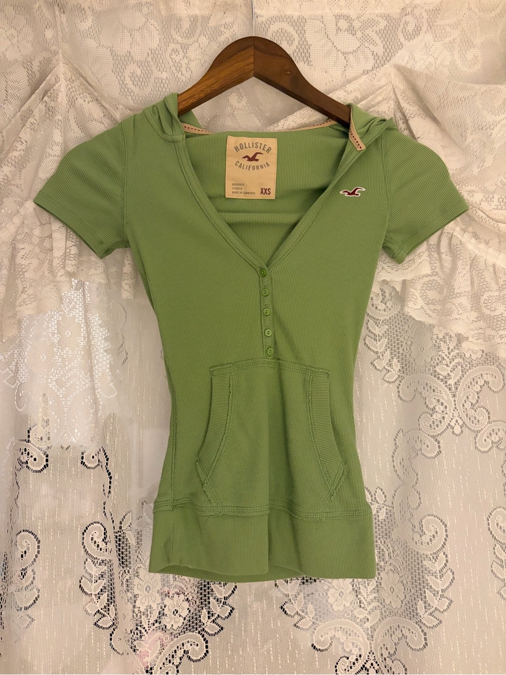 Hollister Short Sleeve Ribbed Hoodie Top